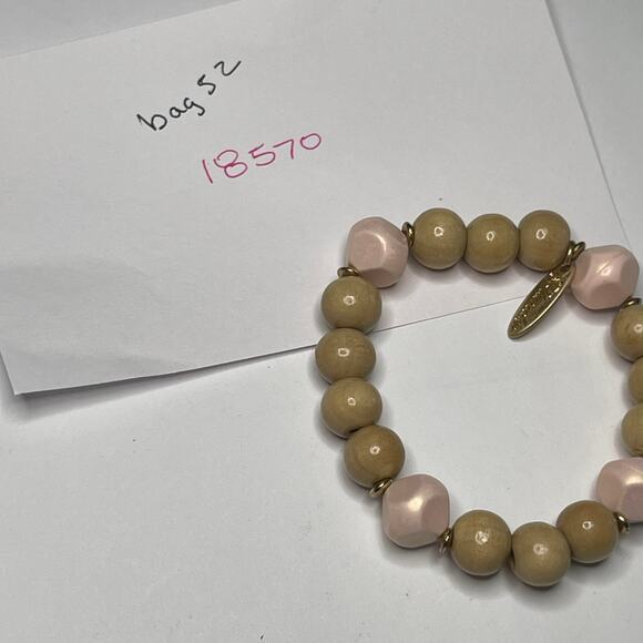 Plunder beaded bracelet faux wooden beads with pink lightweight easy wear - Picture 8 of 8